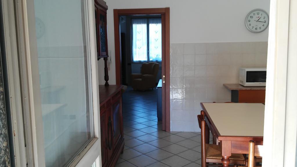 Emi Apartment Болате Екстериор снимка