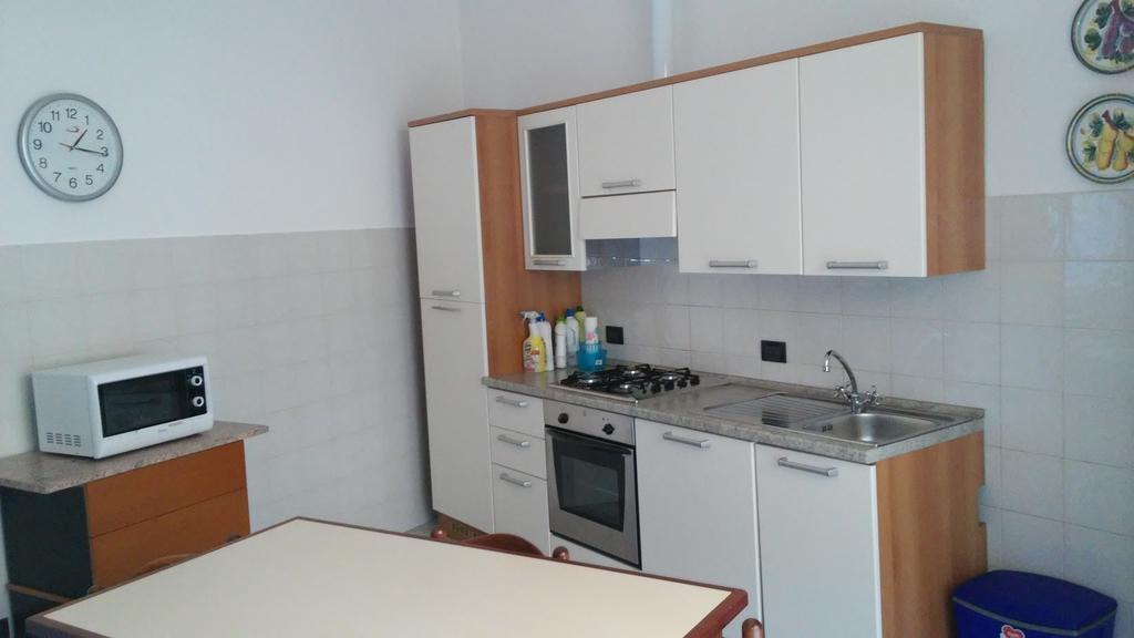 Emi Apartment Болате Екстериор снимка