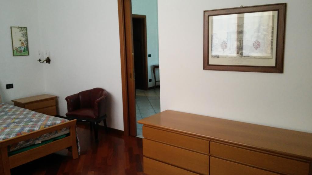 Emi Apartment Болате Екстериор снимка