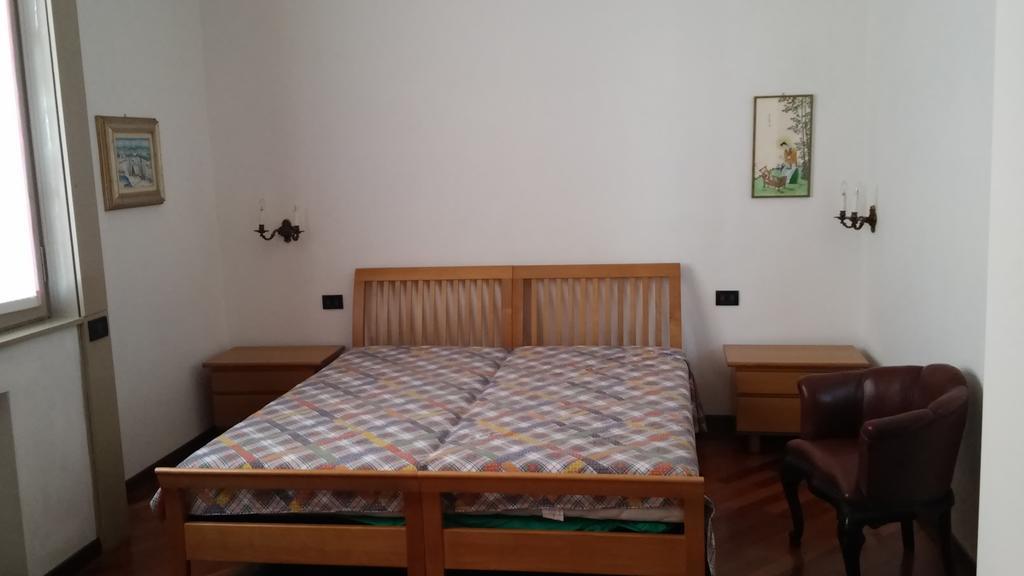 Emi Apartment Болате Екстериор снимка